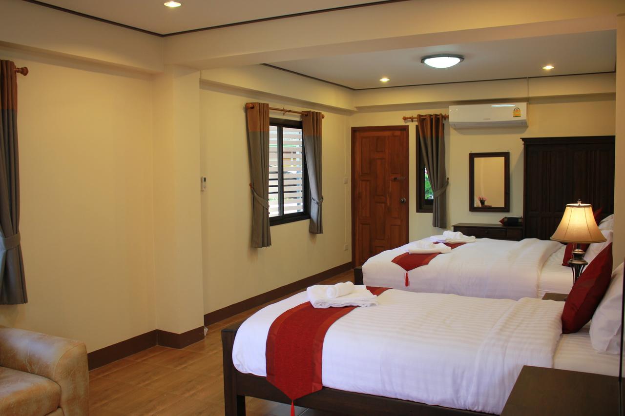 NanBaanKhun Hotel Buitenkant foto