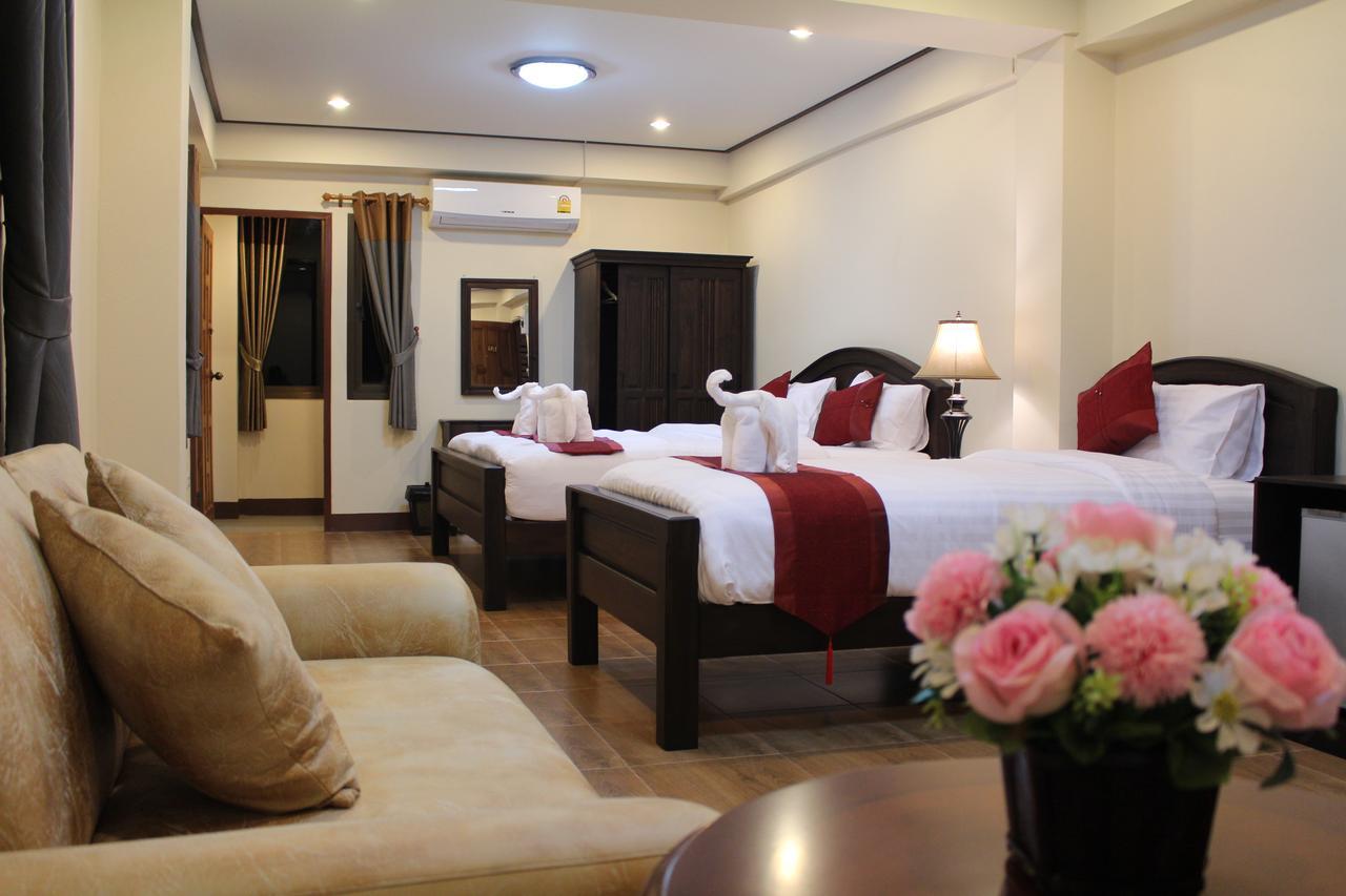 NanBaanKhun Hotel Buitenkant foto